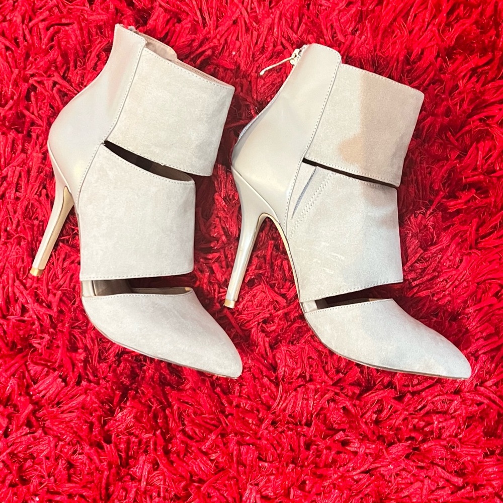 Pointed Toe Beige Pointer Toe Heeled Boots - Picture 1 of 7